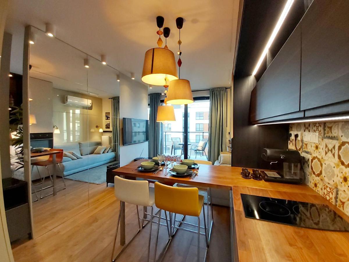 Siedmiogrodzka - Most Handy Location, Aircon & Garage Free 바르샤바 외부 사진