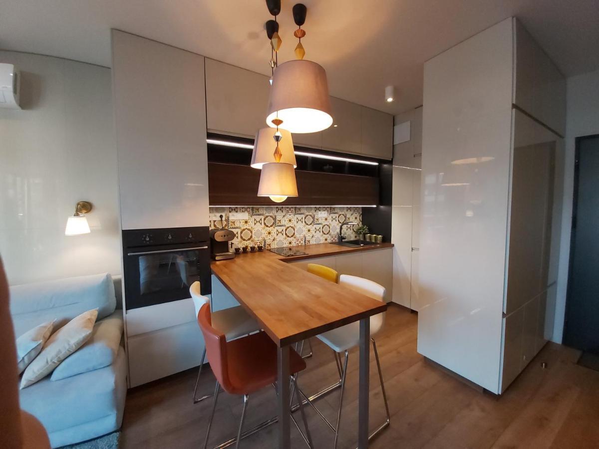 Siedmiogrodzka - Most Handy Location, Aircon & Garage Free 바르샤바 외부 사진